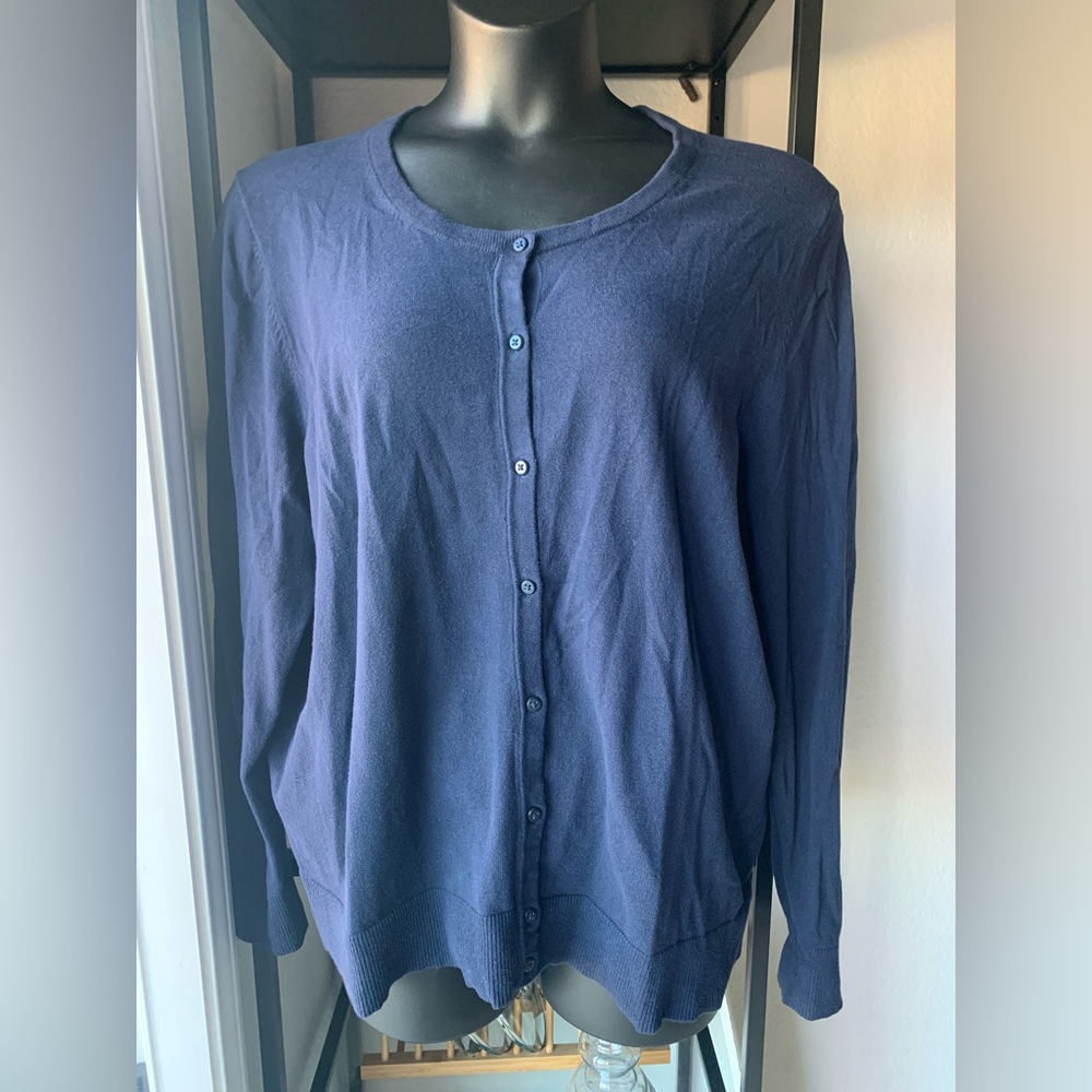 Classic Women's Navy Blue Button Front Cardigan Sweater Basic Staple Cozy GUC